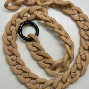 collana CATENA corta rosa carne , chiusura nera