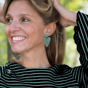 Alternative view of orecchini CUORE: glitter tiffany