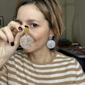 Alternative view of orecchini Palla : glitter oro